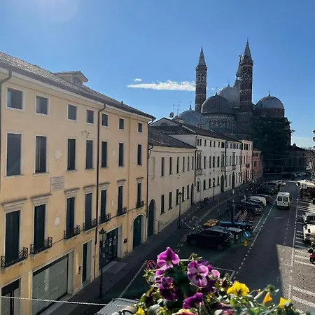 Civico 57 Al Santo - Daire